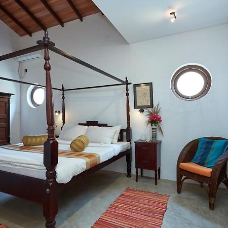Villa Sunbird Negombo Exterior photo