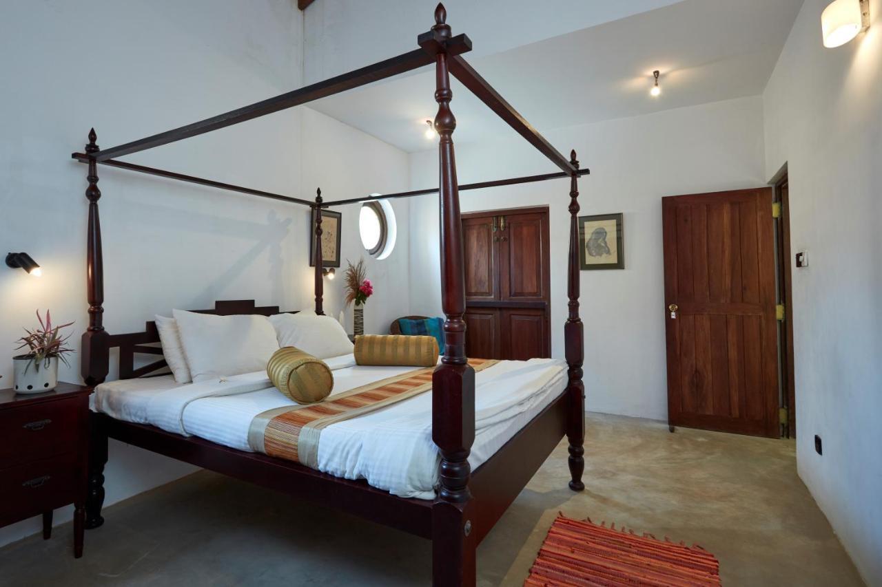 Villa Sunbird Negombo Exterior photo