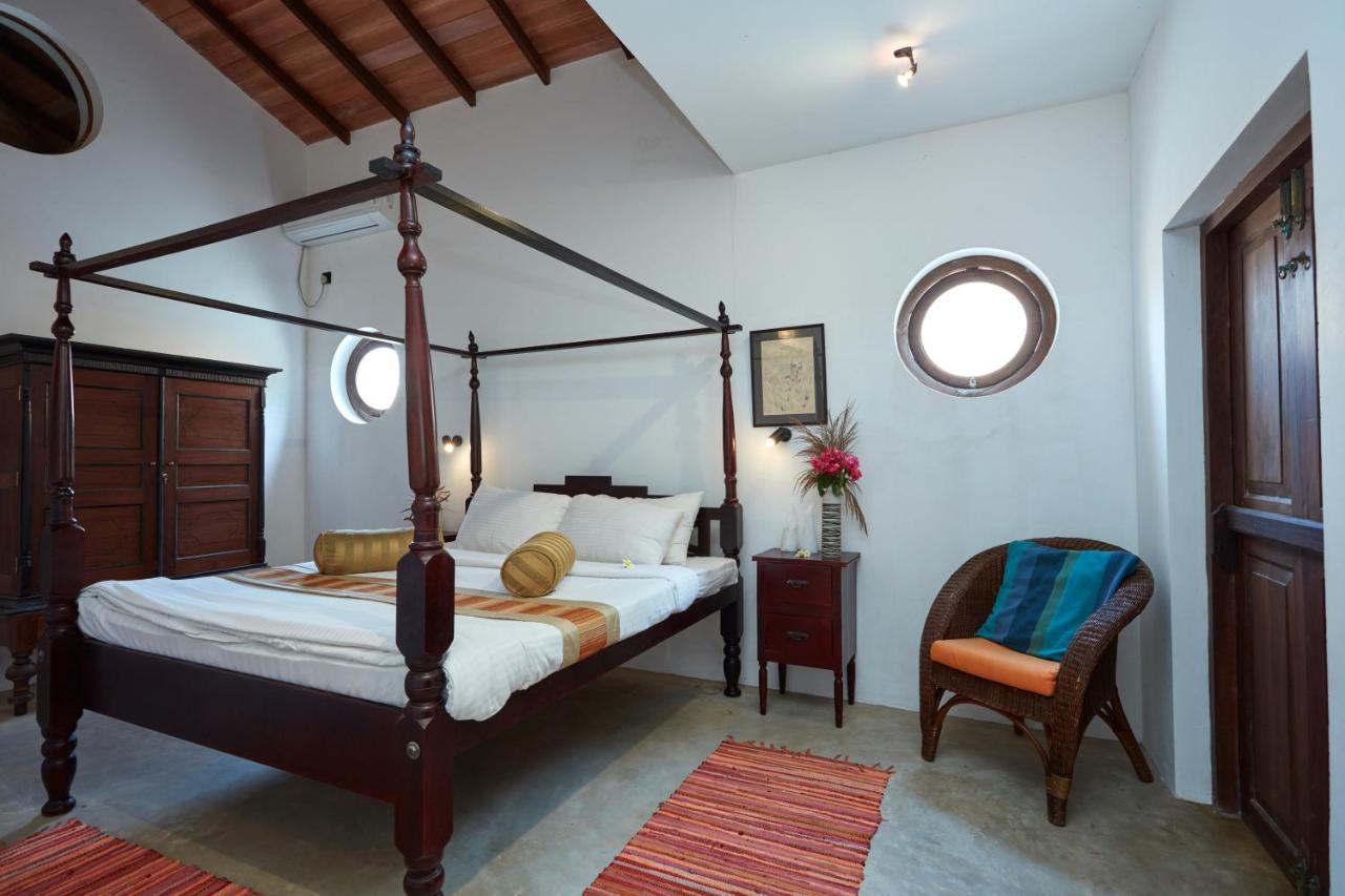 Villa Sunbird Negombo Exterior photo
